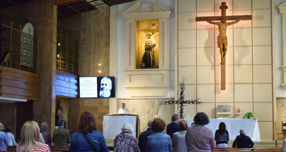 Cada 9, con Fray Leopoldo